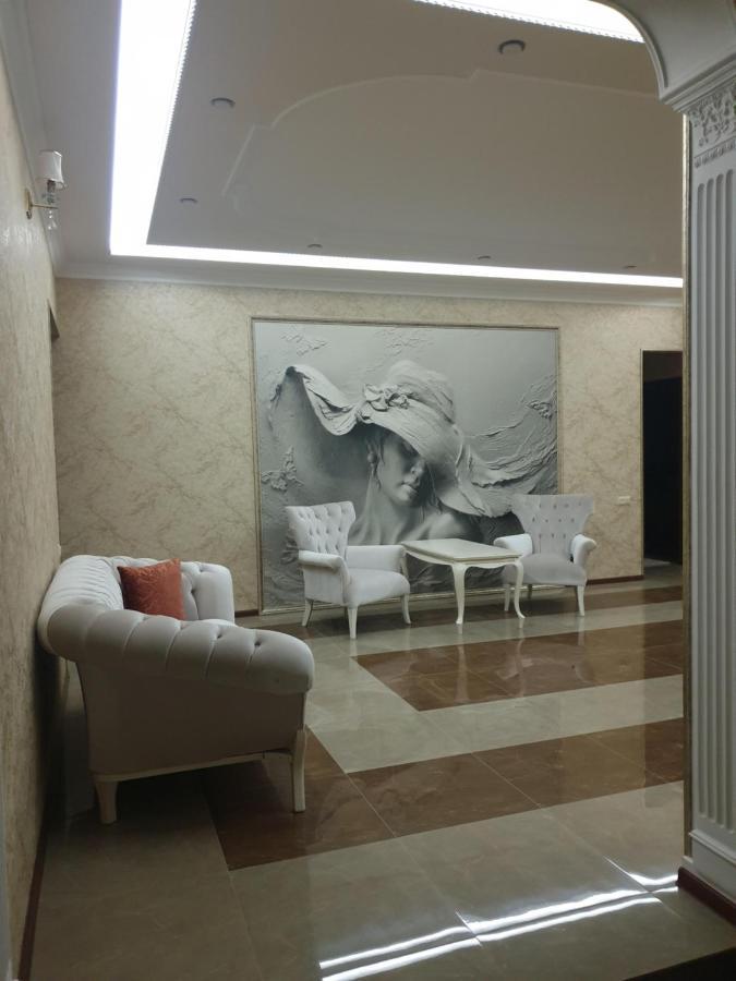 Khrchit Hotel Martuni Exterior photo